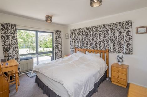 Photo of property in 6 Karlos Lane, Levin, 5510