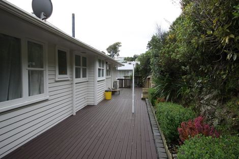 Photo of property in 47 Link Road, Newlands, Wellington, 6037