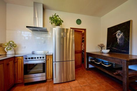 Photo of property in 5078 Kenepuru Road, Ohauparuparu Bay, Picton, 7282