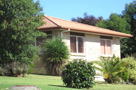 Photo of property in 20 Ryehill Close, New Lynn, Auckland, 0600