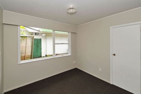 Photo of property in 1 Iorangi Place, Hillpark, Auckland, 2102