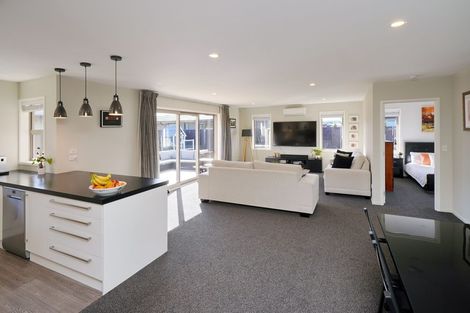 Photo of property in 6 Te Aue Street, Marshland, Christchurch, 8083