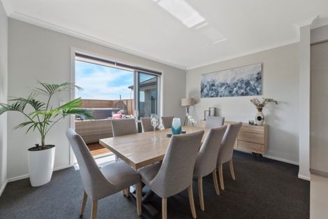 Photo of property in 22 Helen June Avenue, Flagstaff, Hamilton, 3210