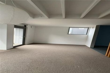 Photo of property in 383 Adelaide Road, Newtown, Wellington, 6021