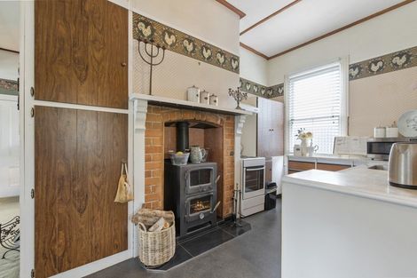 Photo of property in 165 Cambridge Street, Levin, 5510