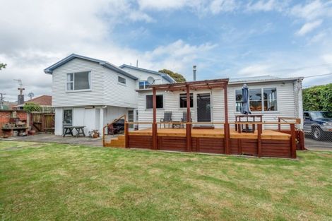 Photo of property in 31 Raumati Road, Raumati Beach, Paraparaumu, 5032