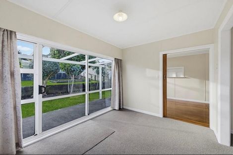 Photo of property in 71 Ngamotu Road, Spotswood, New Plymouth, 4310