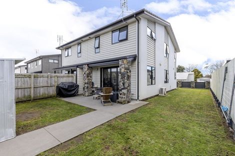 Photo of property in 15 Discovery Place, Marfell, New Plymouth, 4310