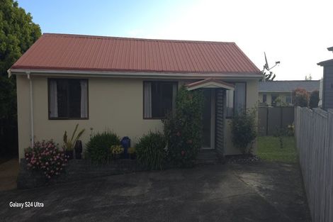 Photo of property in 30 Tupaki Place, Pakuranga Heights, Auckland, 2010