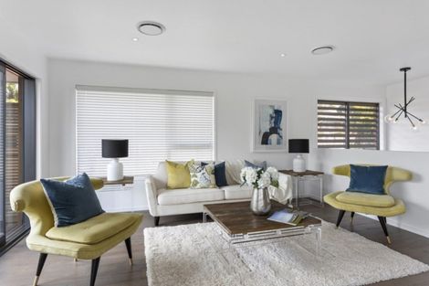 Photo of property in 1/27 Waitemata Road, Hauraki, Auckland, 0622