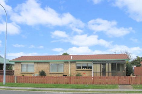 Photo of property in 1/104 Gloucester Road, Mount Maunganui, 3116