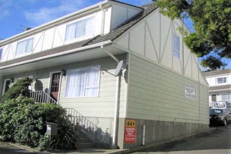 Photo of property in 44c Roxburgh Street, Mount Victoria, Wellington, 6011