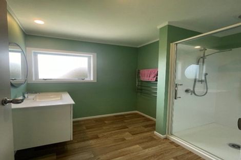 Photo of property in 6 Camellia Avenue, Bell Block, New Plymouth, 4312