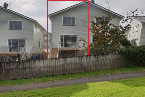 Photo of property in 5/4 John Jennings Drive, Oteha, Auckland, 0632