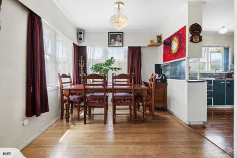 Photo of property in 1/4 Roseburn Place, Pakuranga, Auckland, 2010