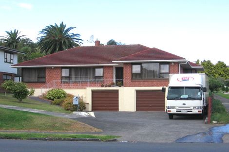 Photo of property in 60 Hillsborough Road, Hillsborough, Auckland, 1042