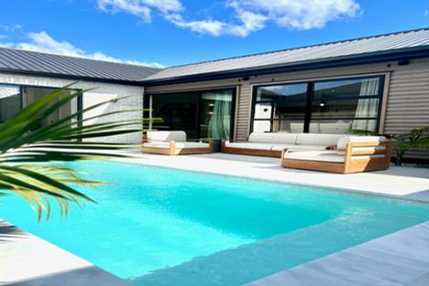 Photo of property in 11 Colpoma Close, Papamoa Beach, Papamoa, 3118