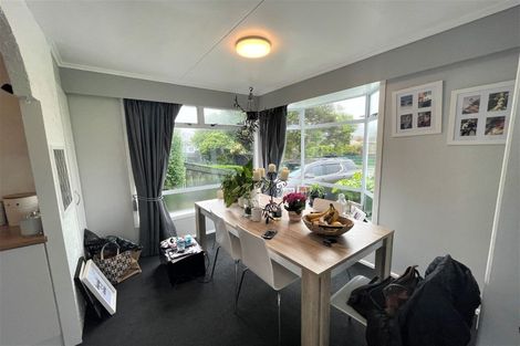 Photo of property in 5 Parera Grove, Heretaunga, Upper Hutt, 5018