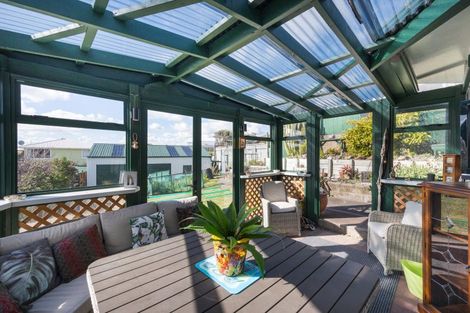 Photo of property in 43 Shortt Street, Foxton Beach, Foxton, 4815