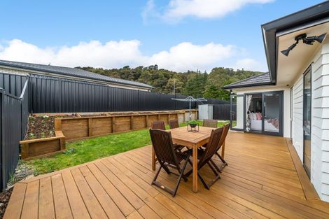 Photo of property in 11 Salisbury Crescent, Wallaceville, Upper Hutt, 5018