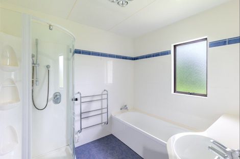 Photo of property in 242 Kuku East Road, Kuku, Levin, 5570