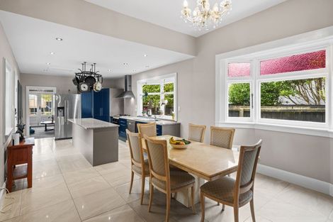 Photo of property in 12 Medway Street, Richmond, Christchurch, 8013