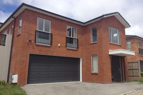 Photo of property in 32 Horizon View Road, Oteha, Auckland, 0632