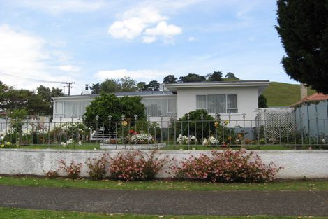 Photo of property in 46 Church Road, Mangere Bridge, Auckland, 2022