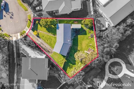 Photo of property in 5 Holly Grove, Maungaraki, Lower Hutt, 5010