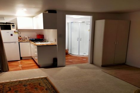 Photo of property in 29 Kingston Heights Road, Kingston, Wellington, 6021