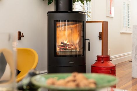 Photo of property in 87 Tiber Street, Island Bay, Wellington, 6023