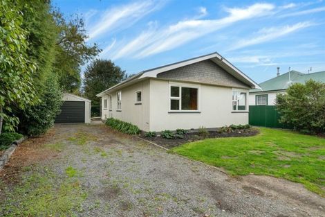 Photo of property in 2/130 Middlepark Road, Sockburn, Christchurch, 8042