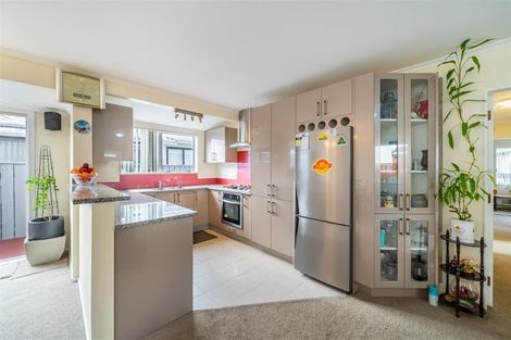 Photo of property in 2/35 Tahi Street, Miramar, Wellington, 6022