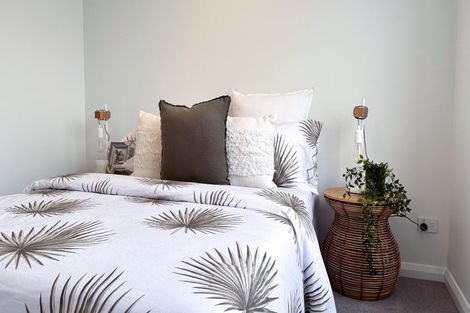 Photo of property in 69 Freedom Drive, Kelvin Grove, Palmerston North, 4414