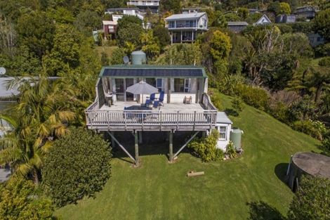 Photo of property in 94 Pa Road, Hahei, Whitianga, 3591