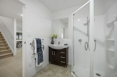 Photo of property in 209a Forrest Hill Road, Forrest Hill, Auckland, 0620