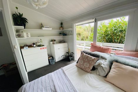 Photo of property in 32 Evans Pass Road, Sumner, Christchurch, 8081