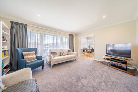 Photo of property in 18 Charles Street, Clouston Park, Upper Hutt, 5018