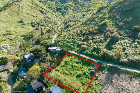 Photo of property in 11 Harmans Road, Lyttelton, 8082