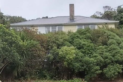 Photo of property in 84 Kinghorne Street, Strathmore Park, Wellington, 6022