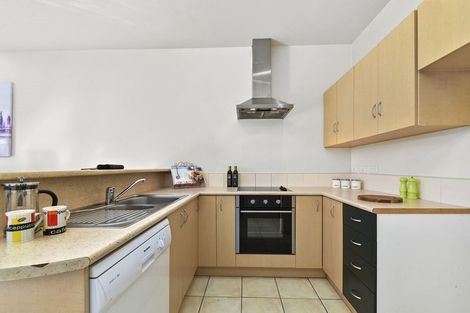 Photo of property in 47/11 The Avenue, Albany, Auckland, 0632