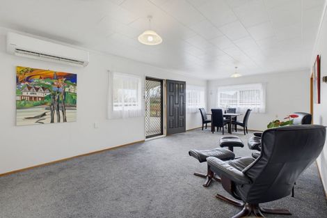 Photo of property in 13c Hussey Street, Waverley, 4510