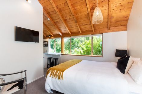 Photo of property in 124 Puketitiri Road, Poraiti, Napier, 4182