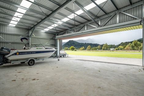 Photo of property in Koromiko Airpark, 102 Hawker Lane, Koromiko, Blenheim, 7273