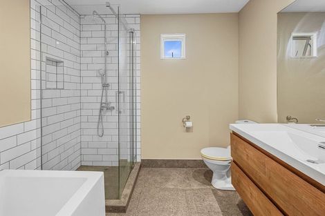 Photo of property in 4 Dunkeld Lane, Redcliffs, Christchurch, 8081