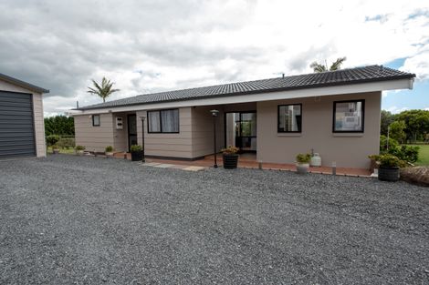 Photo of property in 38 Riddell Road, Kerikeri, 0230
