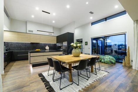 Photo of property in 2 Saint Thomas Avenue, Pyes Pa, Tauranga, 3112