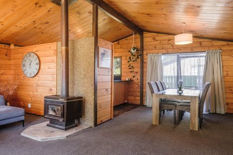 Photo of property in 40 Solander Street, Tolaga Bay, 4077