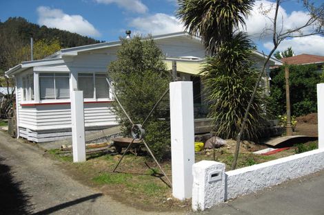 Photo of property in 117 Tipahi Street, Nelson South, Nelson, 7010