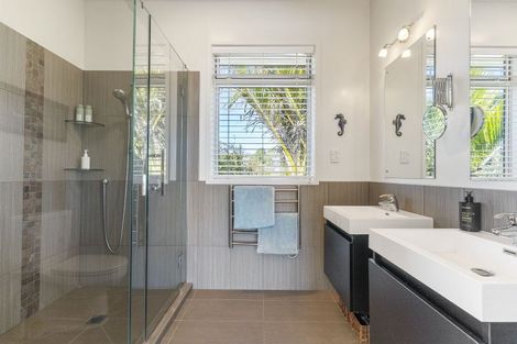 Photo of property in 35 Polo Lane, Whitford, Manurewa, 2576